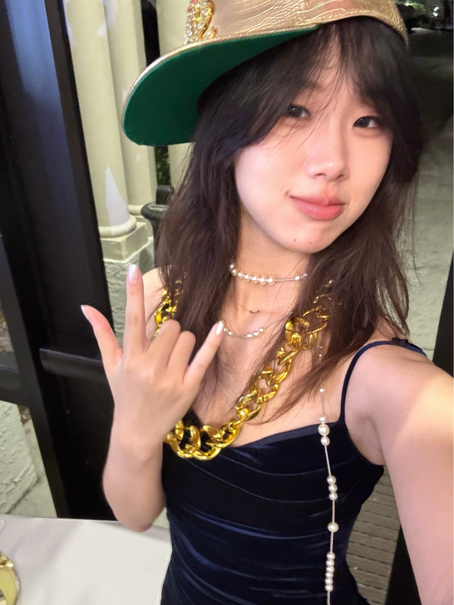 Beiqing Li